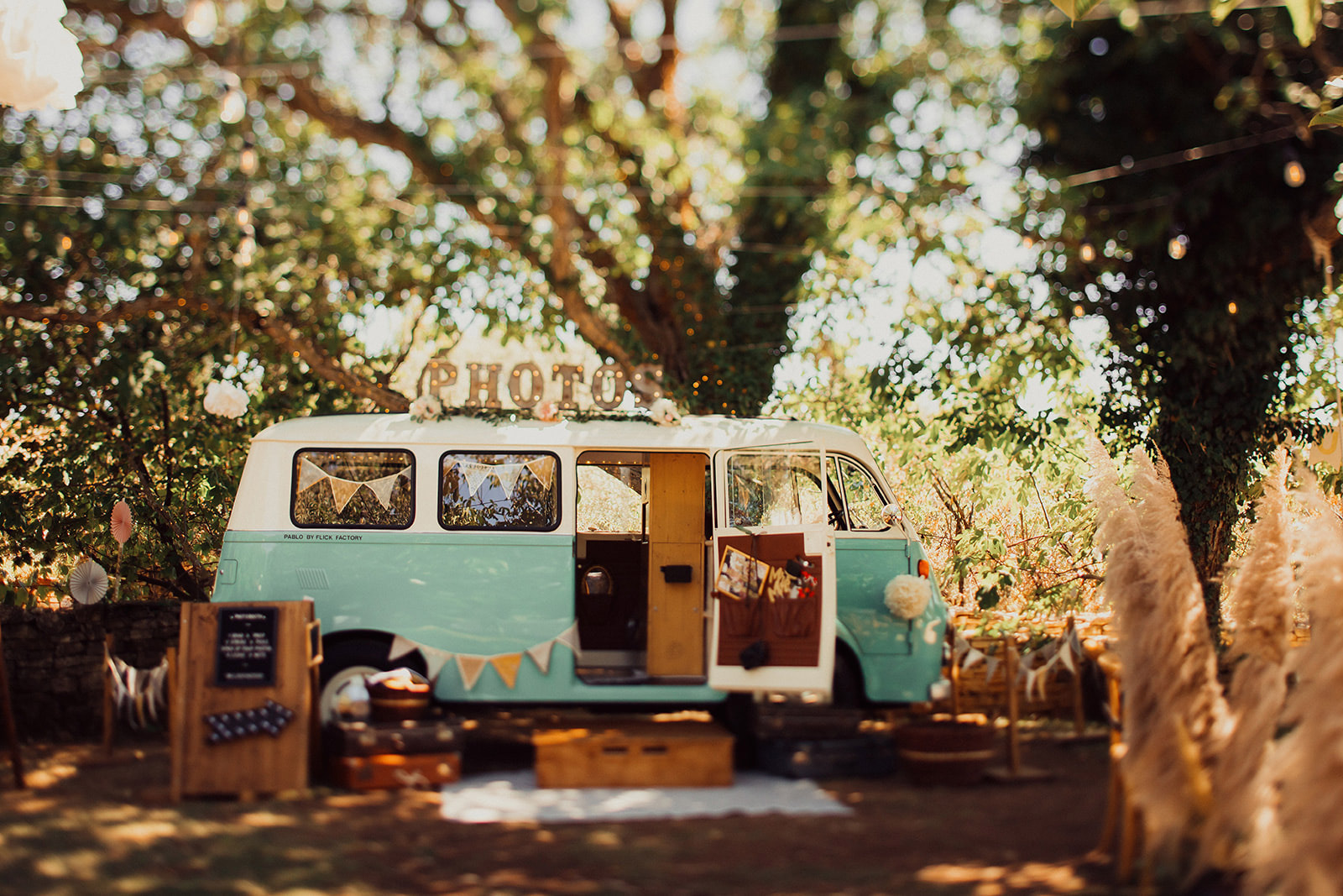pablo photo booth bus istria wedding photographer flick factory